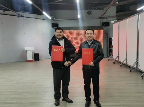 图三